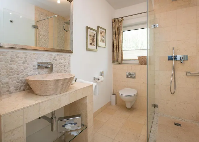 Boardinghouse Robbe Frühstückspension 3*